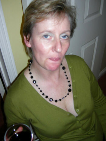 Blonde incendiaire en quête de passion torride rencontre-Cougar-Châteauroux