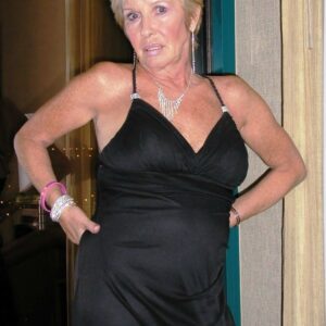 Douce cougar en chaleur à Thionville rencontre-Cougar-Thionville